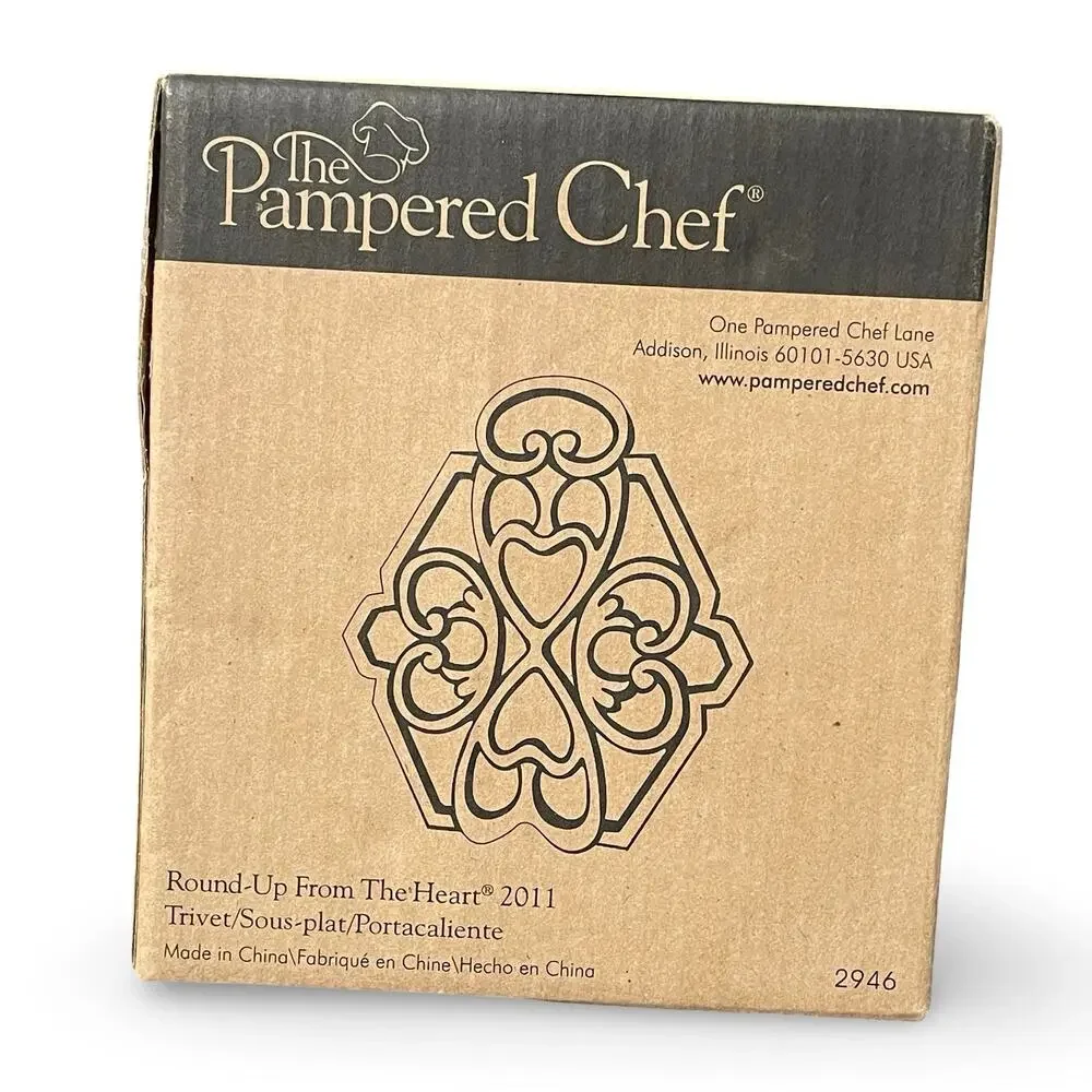 Pampered Chef Round-Up From The Heart 2011 Cast Iron Copper Trivet 2946 NIB